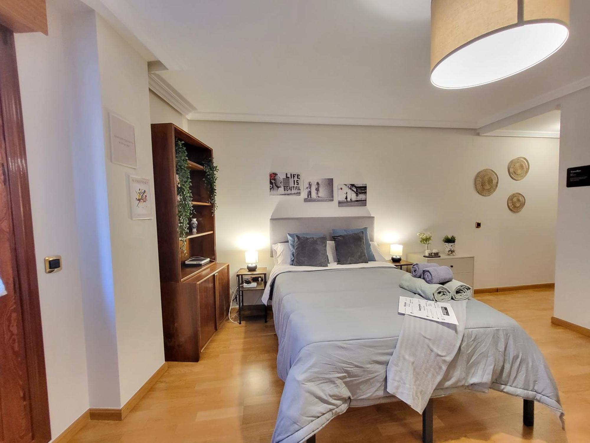 Apartamento Plaza Espana Gran Via Centro Daire Madrid Dış mekan fotoğraf