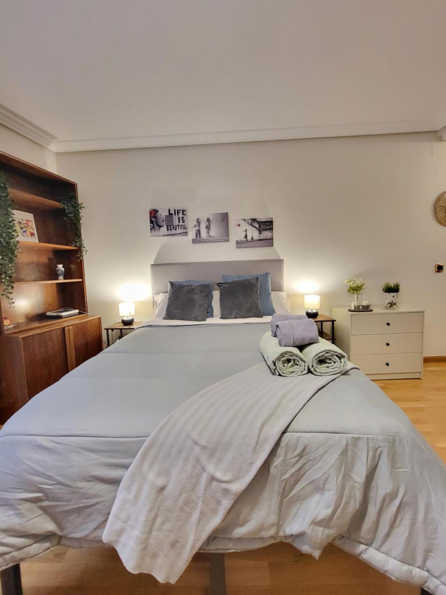 Apartamento Plaza Espana Gran Via Centro Daire Madrid Dış mekan fotoğraf