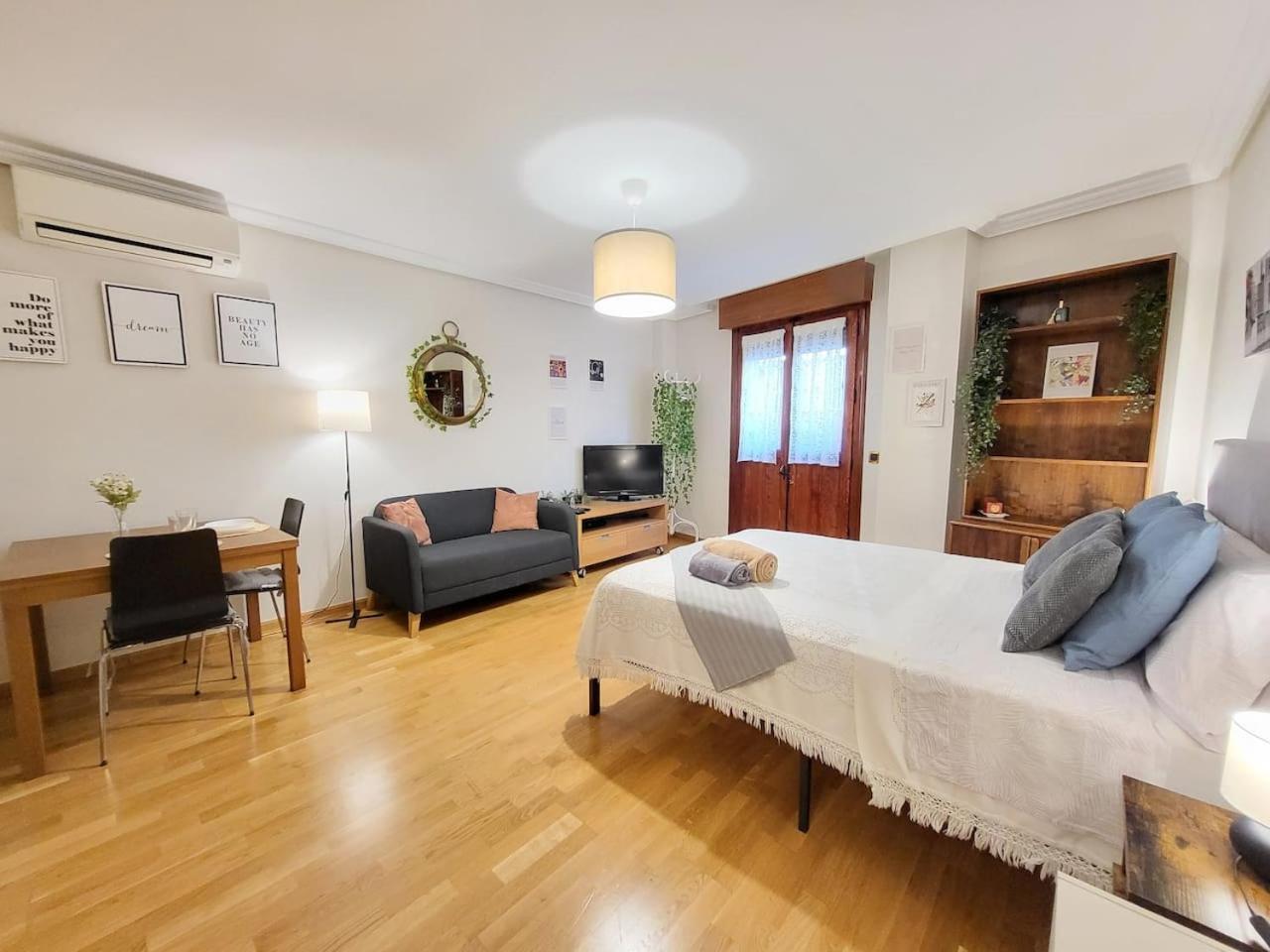 Apartamento Plaza Espana Gran Via Centro Daire Madrid Dış mekan fotoğraf